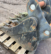 Excavator Bucket 60mm Pin