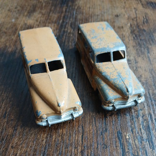 Dinky toys 344 plymouth - toys, woody