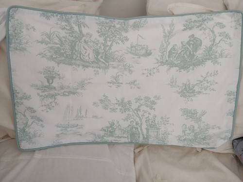Toile jouy pillowcases - de,