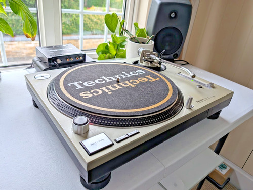 Technics - ⭐️⭐️, ™