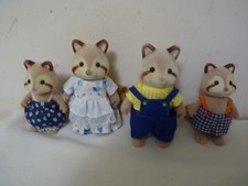 SYLVANIAN FAMILIES VINTAGE MULBERRY RACOON FAMILY IN ORIGINAL CLOTHING