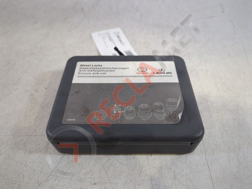 Toyota lexus locking wheel - wheel, nut