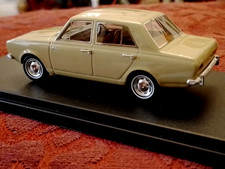 HILLMAN HUNTER 1966 MODEL ON PLINTH, 1966. 1/43. RESIN, CASED, VERY DETAILED.