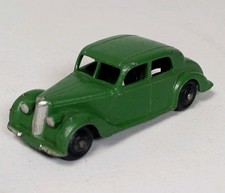 Vintage Dinky Toys - 40a, Riley Saloon Car, With Black Hubs 1947-53
