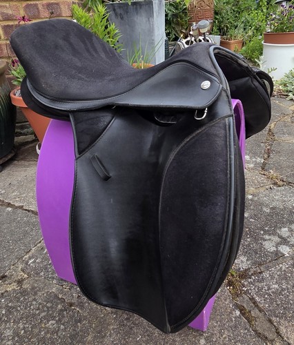 16inch saddle thorowgood - saddle,,