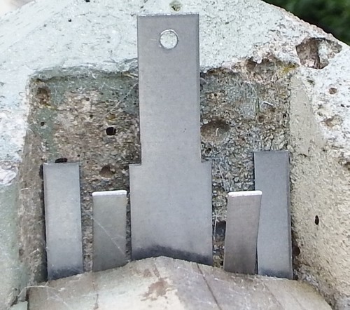 Off anti rattling fence - anti,