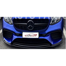 Front Grille Black Emblem Star