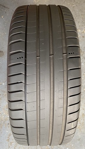 Tyre 245 19 - x, 1,