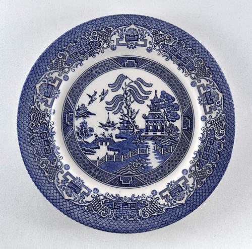 Blue willow dinner plate - dinner,
