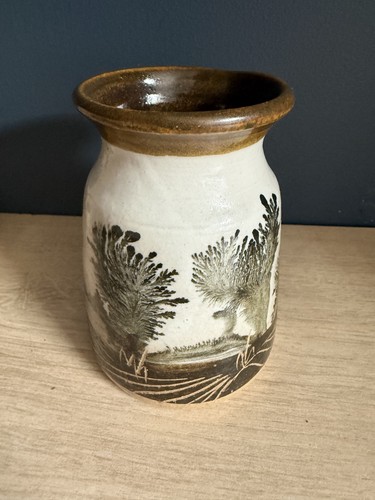 Pottery standish robert - ro,