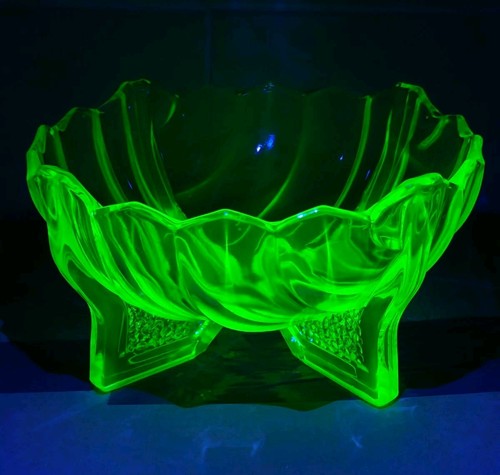 Art deco uranium glass - deco,