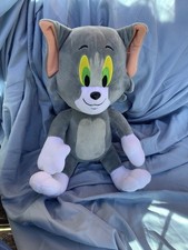 TOM AND JERRY 12" COLLECTIBLE