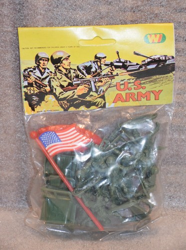 Vintage army plastic toy - vintage,