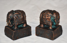 Elephant Bookends ornament 