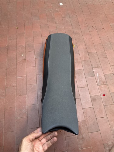 Ktm 640 duke lc4 saddle - lc4,