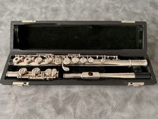 Pearl 505 Flute with Open Holed Design