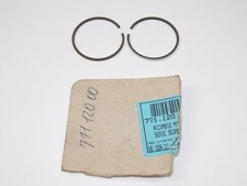 NOS OEM MALAGUTI SCOOTER APRILIA MBK YAMAHA 50cc PISTON RING SET 771.120.00