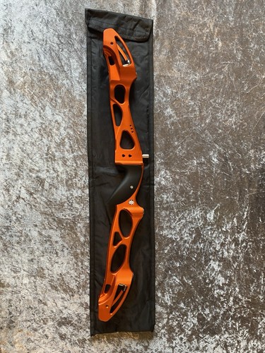 Mybo elite left - left, recurve