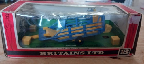 Britains 9557 bale sledge - britains,