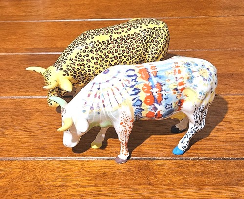 Vintage 2000 cow - vintage,