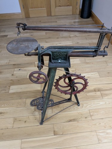 Hobbies treadle fretsaw - hobbies,