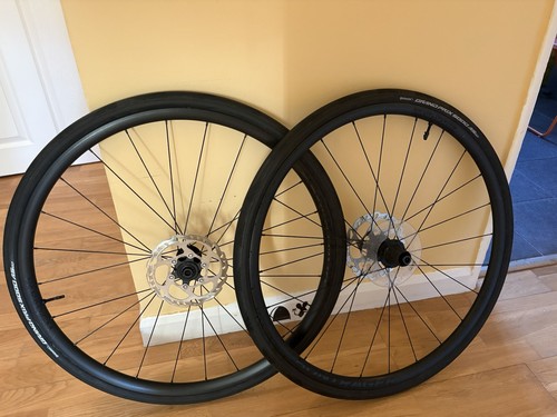 Bontrager wheel set with - bontrager, -wheel