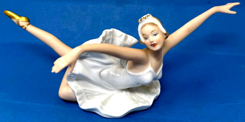 Wallendorf porcelain figurine - porcelain,