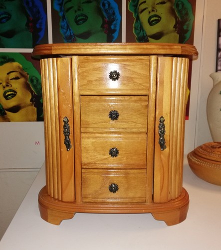 Vintage large wooden jewellery - vintage,