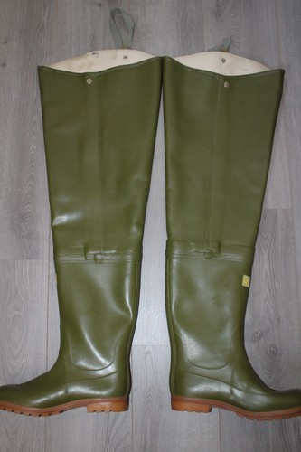 Green rubber hip waders - rubber,