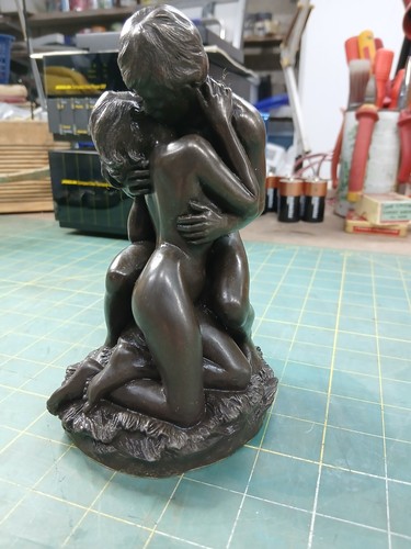 Heredities cast bronze - bronze, resin