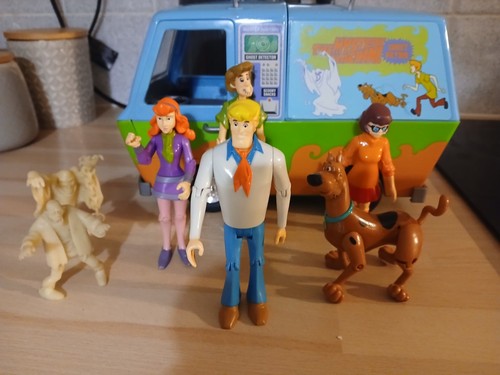 Scooby doo the mystery - 👀,