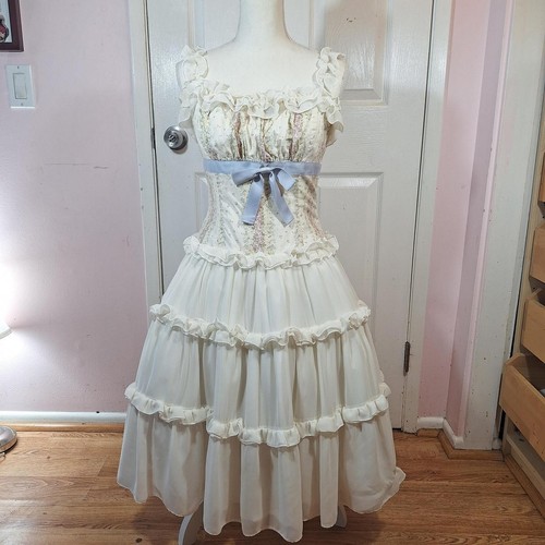 Victorian maiden ivory - 🤍,