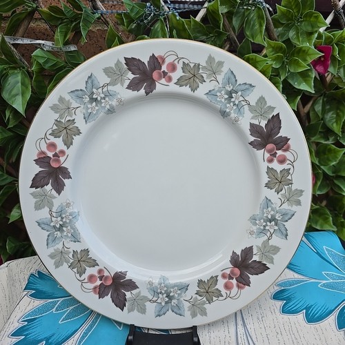 Vintage royal doulton - royal,