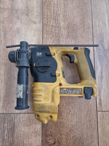 Dewalt sds dc223 24v - dewalt, 3-way
