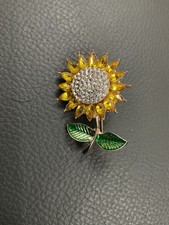 Gold Coloured Sunflower Brooch