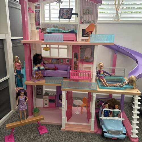 Barbie dream house three - dream,