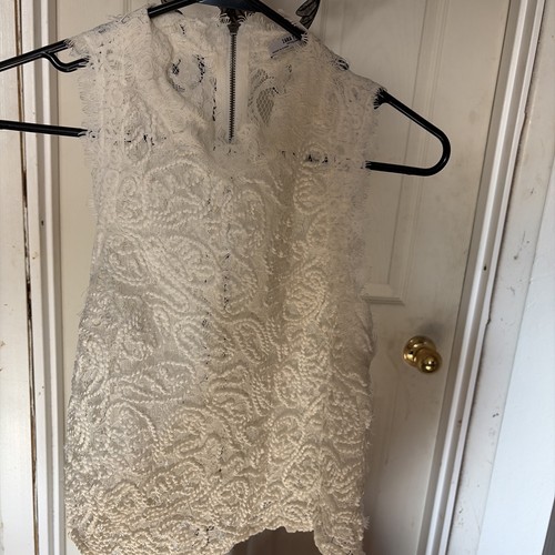 Lace embroidered top - lace, (m)