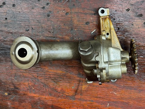 Mercedes r129 oil pump - mercedes,
