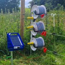 Electric Fence Kit Solar Energiser 3 Reel Fencing  System 500m & 40x Steel Posts