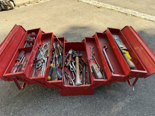 Cantilever tool box - box, red