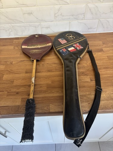 Set three badminton rackets - three,