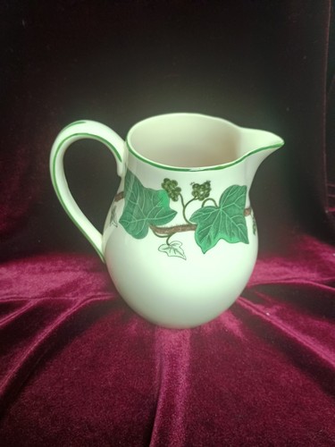 Vintage wedgwood napoleon ivy - vintage,