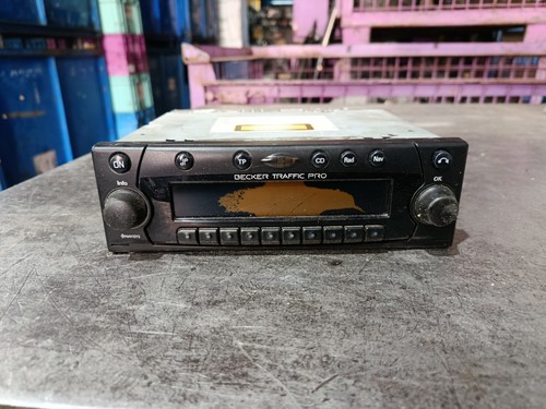 Becker 7825 sat nav traffic - becker,