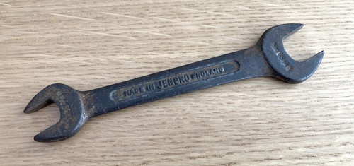 Vintage jenbro brand - vintage,