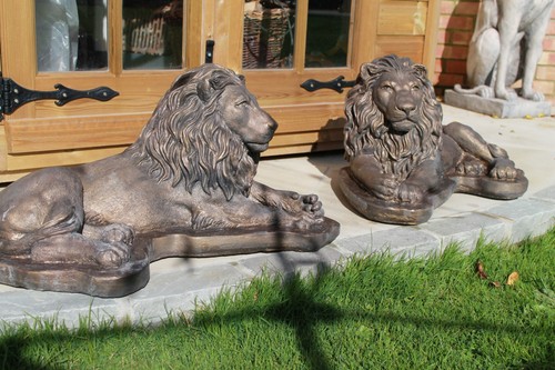 Pair bronzed laying - of, lions