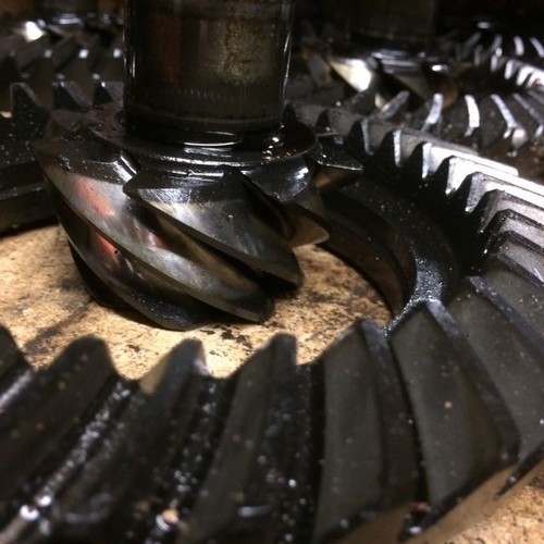 Ford atlas axle genuine - atlas,