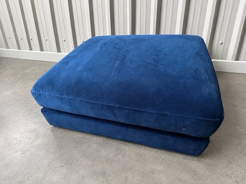 Dusk blue velvet - velvet, ottoman