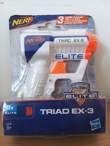 Nerf strike dart - dart, gun
