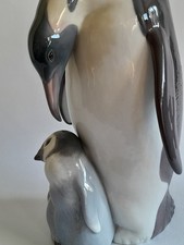 A Vintage Lladro  Figurine Penguin Family .