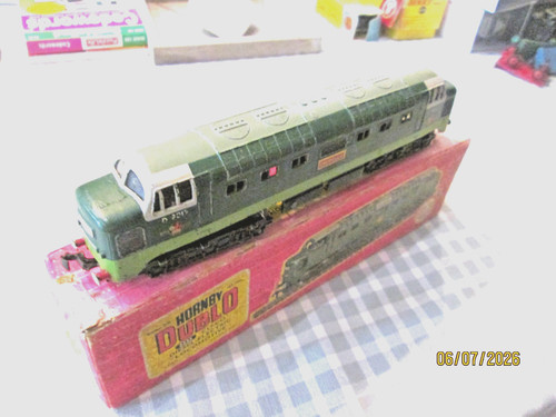 Hornby dublo gauge - 00,
